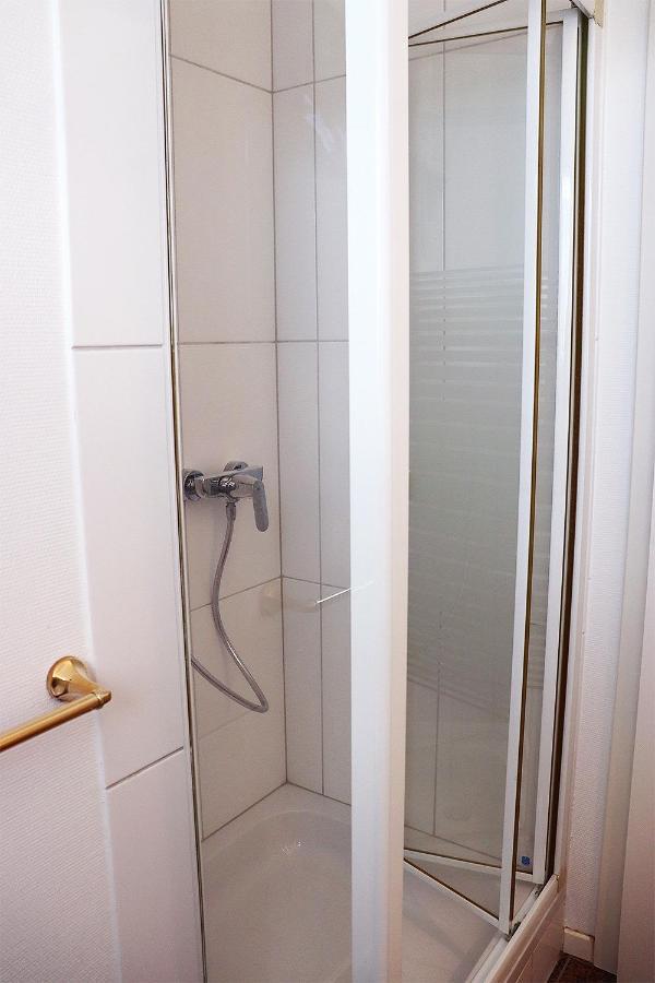 Grosse Penthouse Ferienwohnung Mit Meerblick, Sonnenterrasse & Luxusbad Von "Momentic" Зирксдорф Екстериор снимка