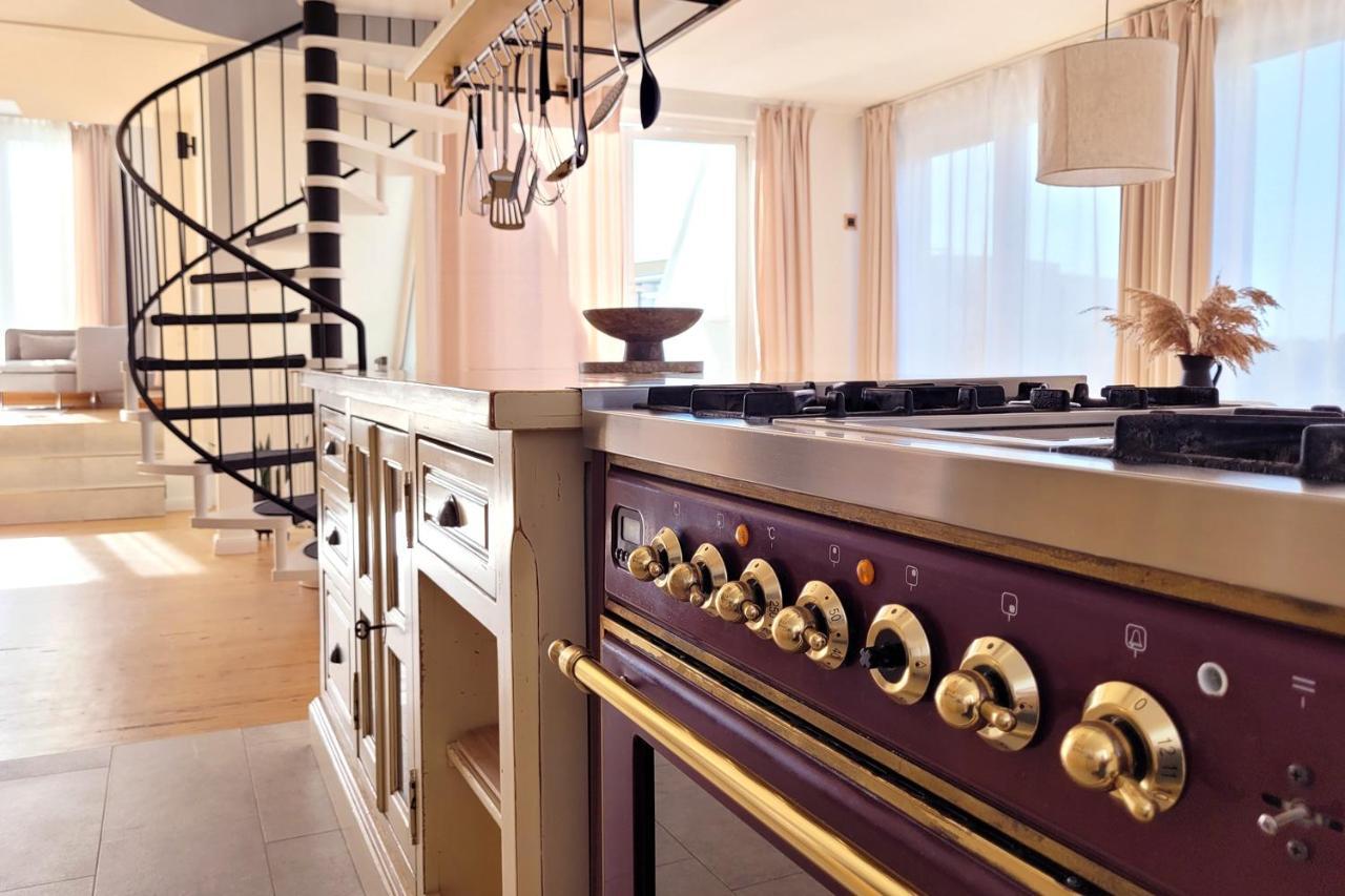 Grosse Penthouse Ferienwohnung Mit Meerblick, Sonnenterrasse & Luxusbad Von "Momentic" Зирксдорф Екстериор снимка