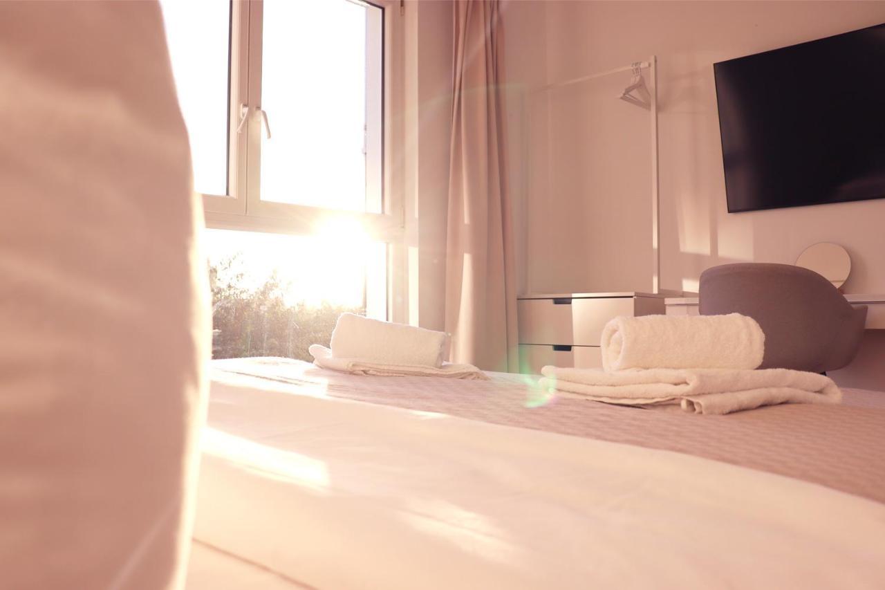 Grosse Penthouse Ferienwohnung Mit Meerblick, Sonnenterrasse & Luxusbad Von "Momentic" Зирксдорф Екстериор снимка